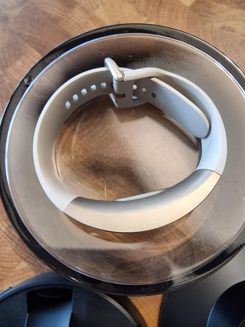 1 week old Amazfit X New Moon Gold Mobile Phones Gadgets