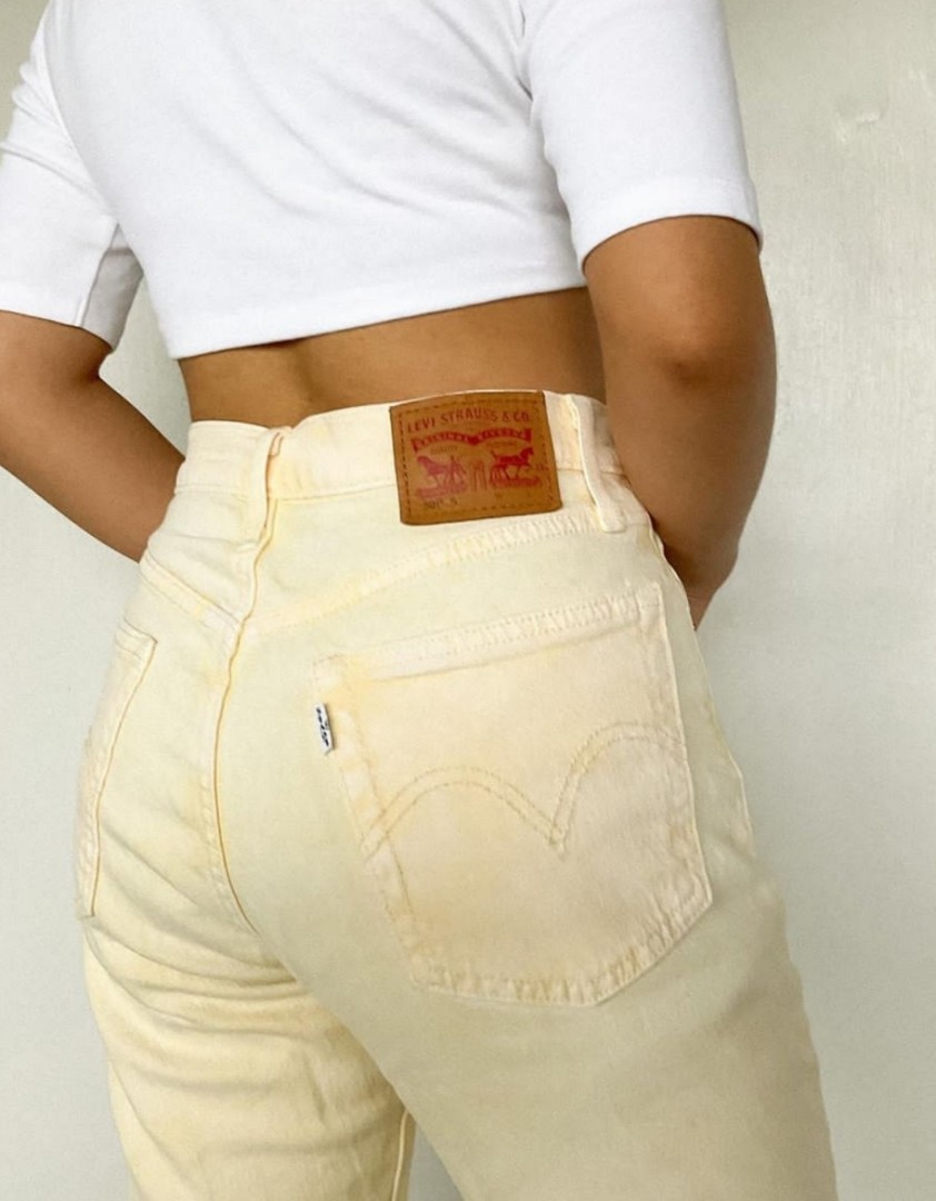 💯 AUTH LEVIS 501 Pastel Yellow Mom Jeans, Women's Fashion, Bottoms, Jeans  on Carousell