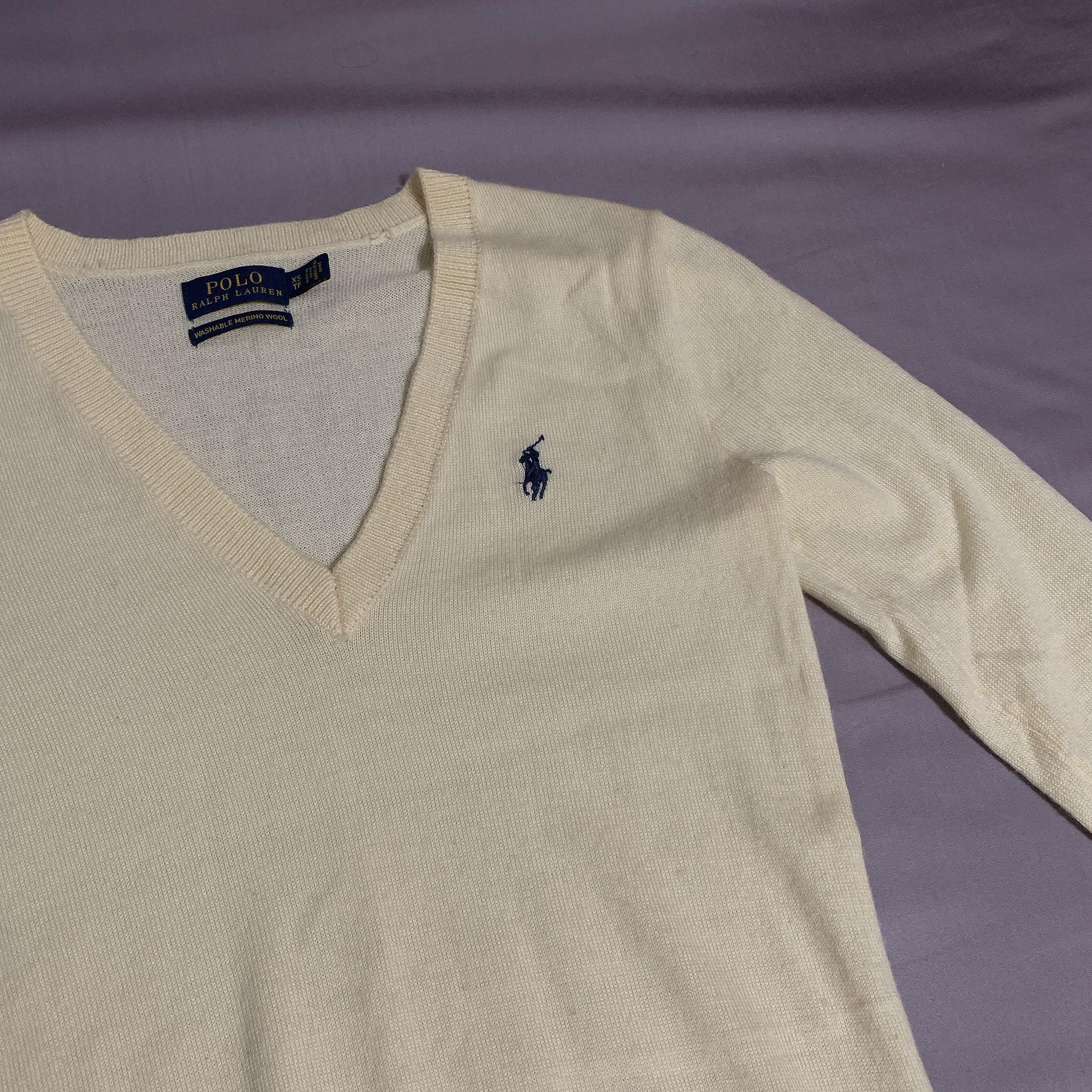 Authentic Polo Ralph Lauren V-neck washable merino wool sweater jumper knit  long sleeve top, Men's Fashion, Tops & Sets, Tshirts & Polo Shirts on  Carousell