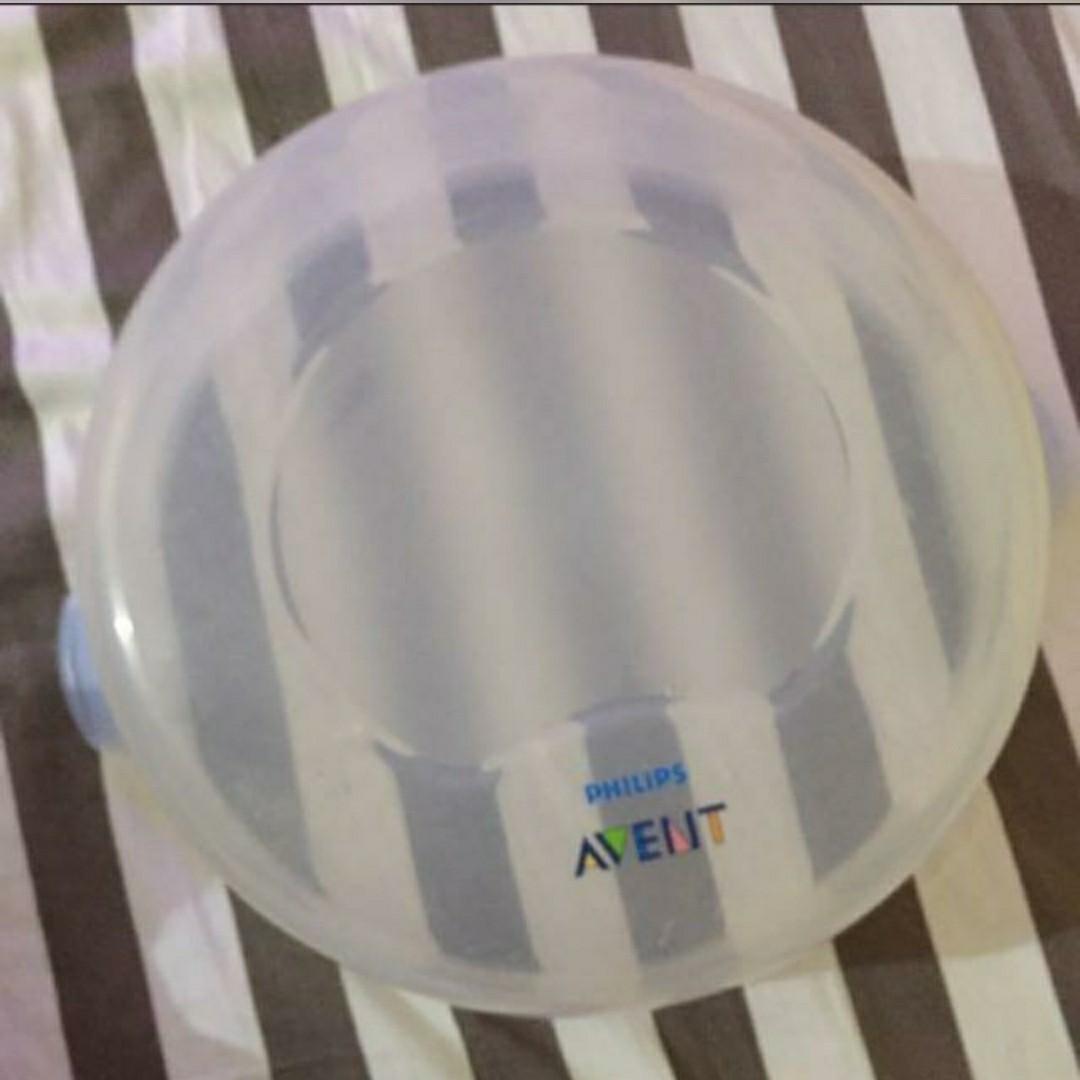 Avent Microwavable Sterilizer (Category: Breastfeeding & Bottle Feeding) located in Manila. Submitted by zyzyzakiyazyzy (Listing ID 1086677703, Image 3). Description: .