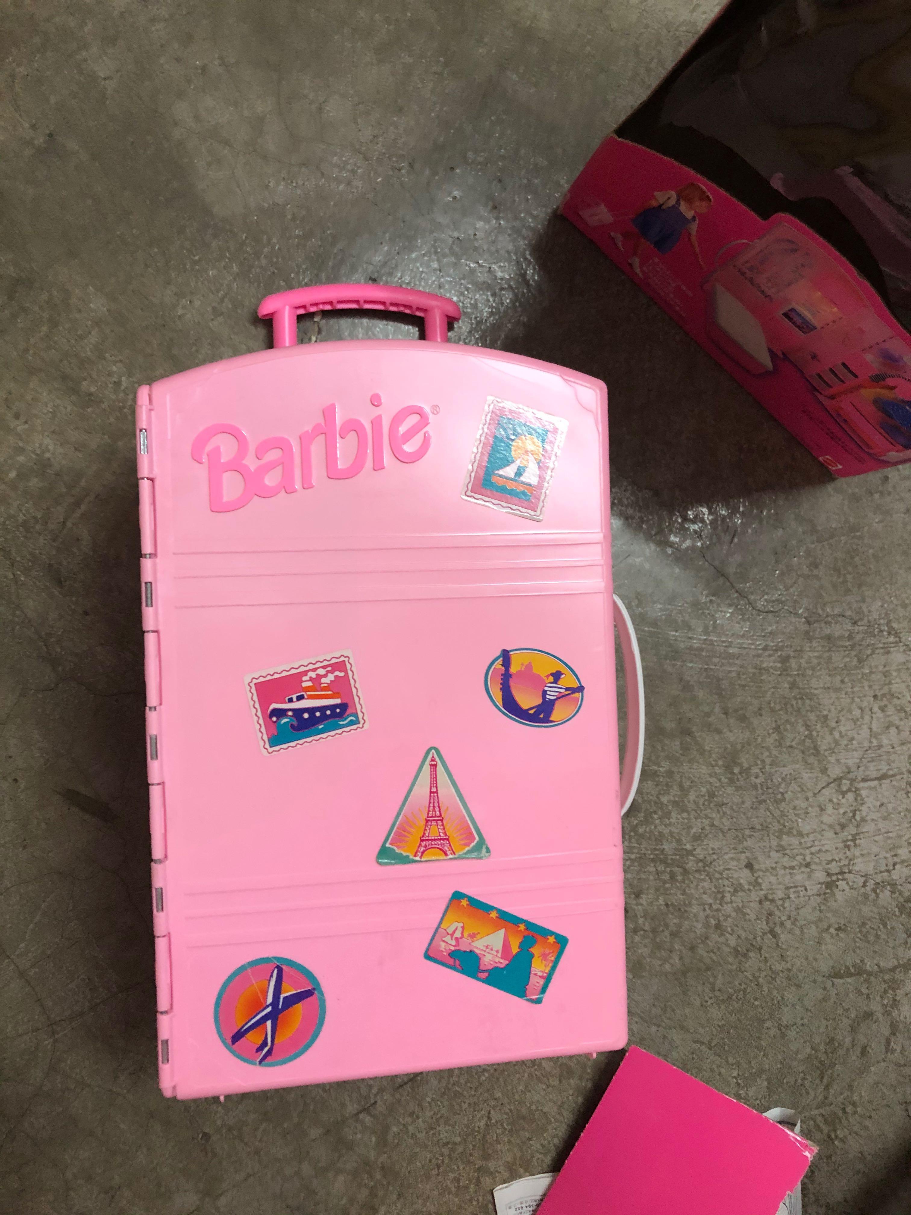 BARBIE Rare house suitcase 1995 travel case Folding house, Hobbies