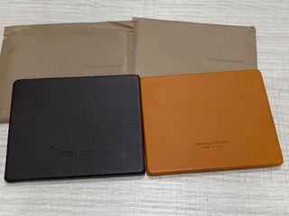 BOTTEGA VENETA bv 小羊皮鏡子 隨身鏡 化妝鏡（深咖啡色/橘色）