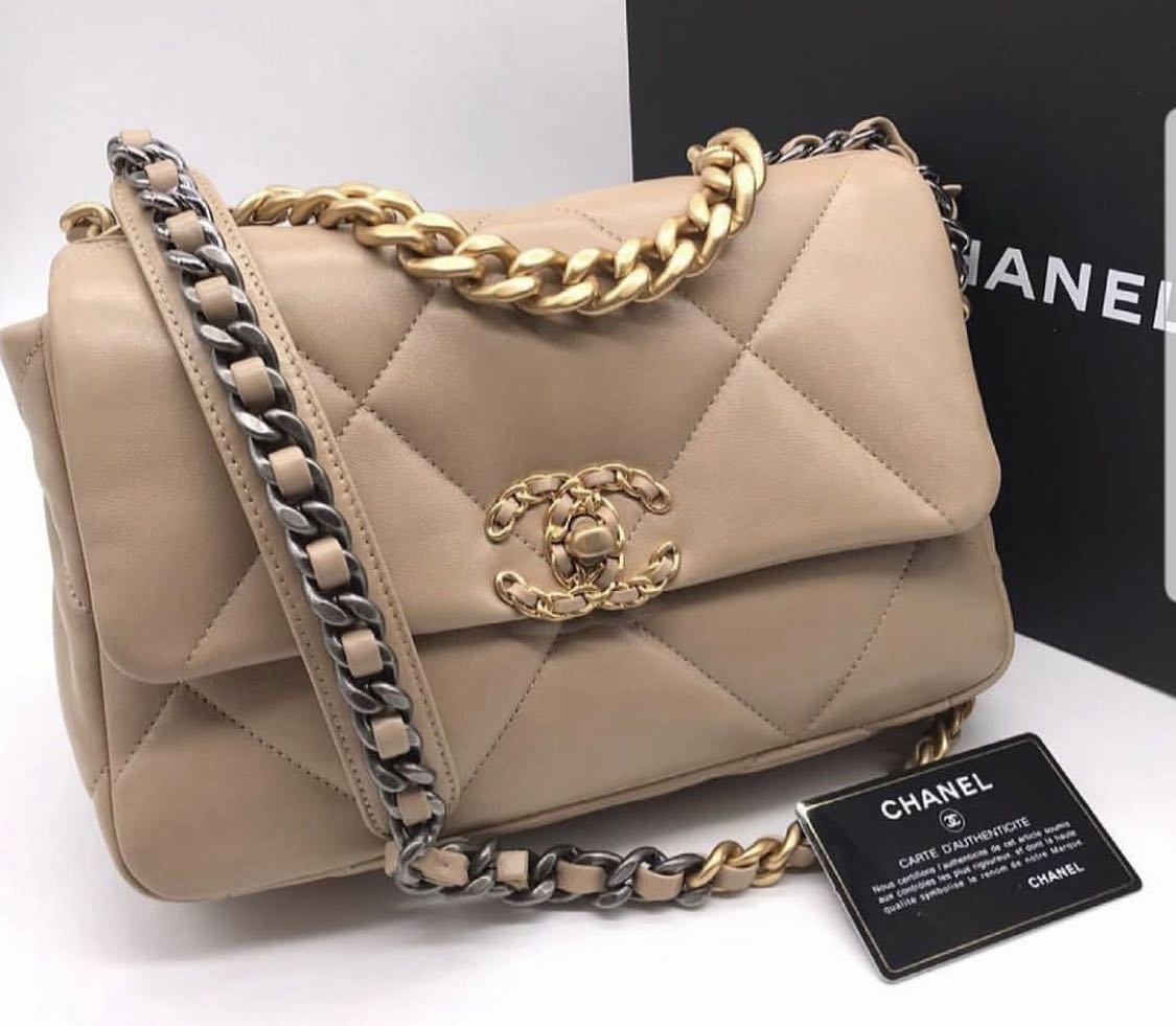 chanel 19 dark beige