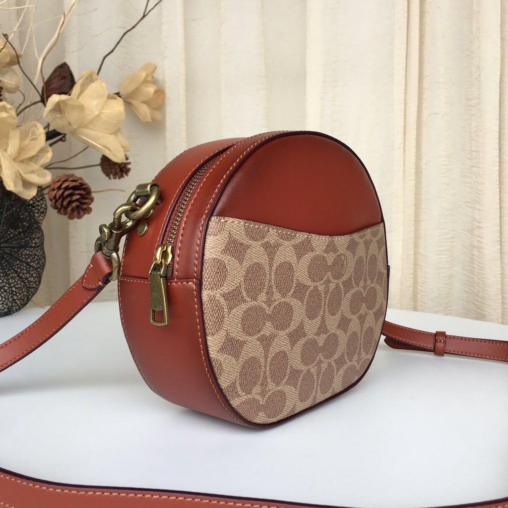 Coach Canteen Crossbody In Signature Canvas, Women's Fashion, Bags