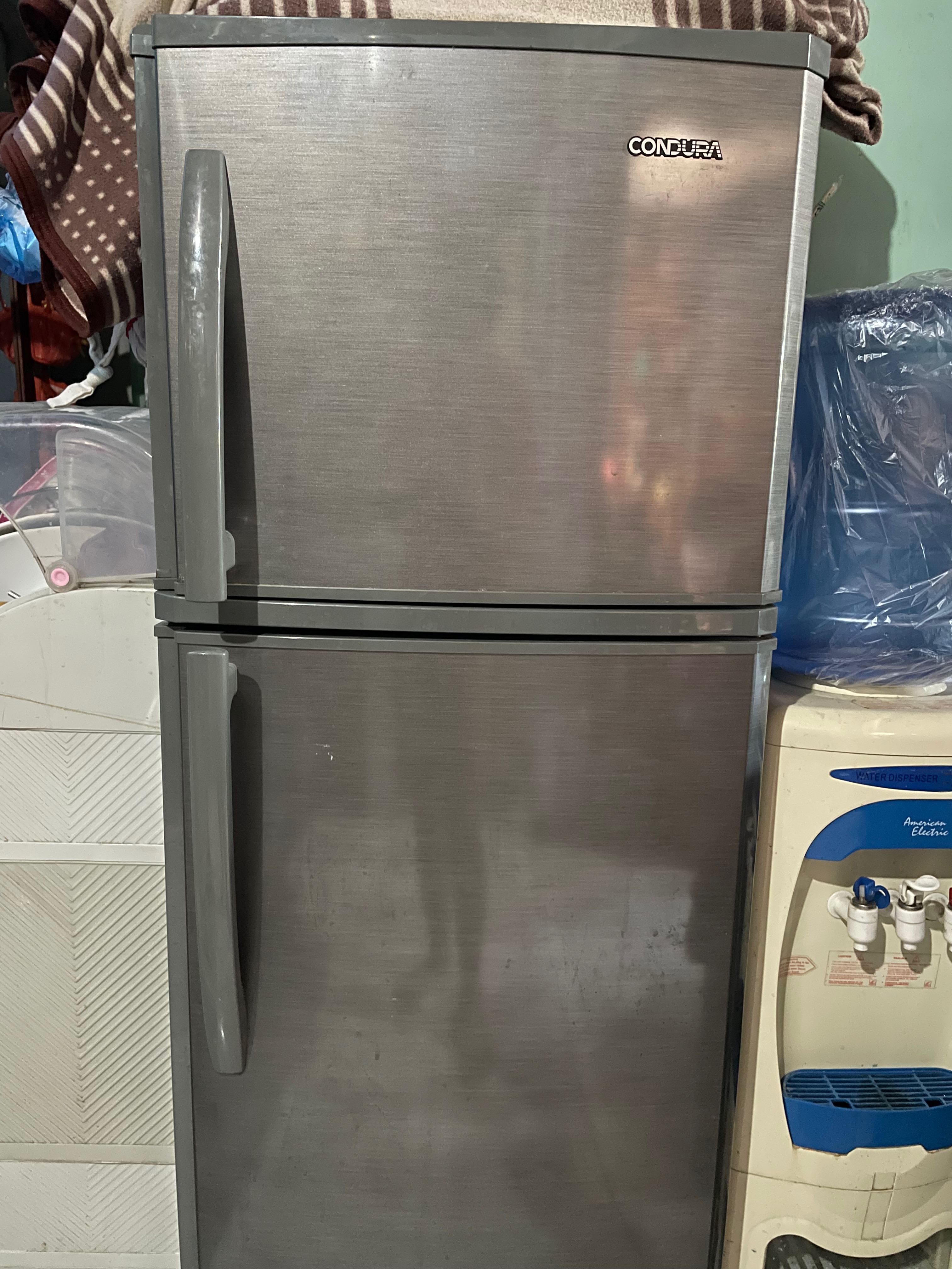 Condura 8 deals cu ft freezer