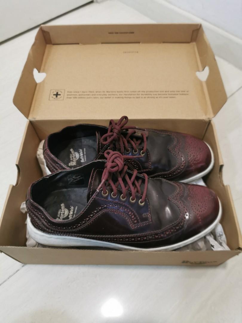 Dr martens gabe discount arcadia cherry red