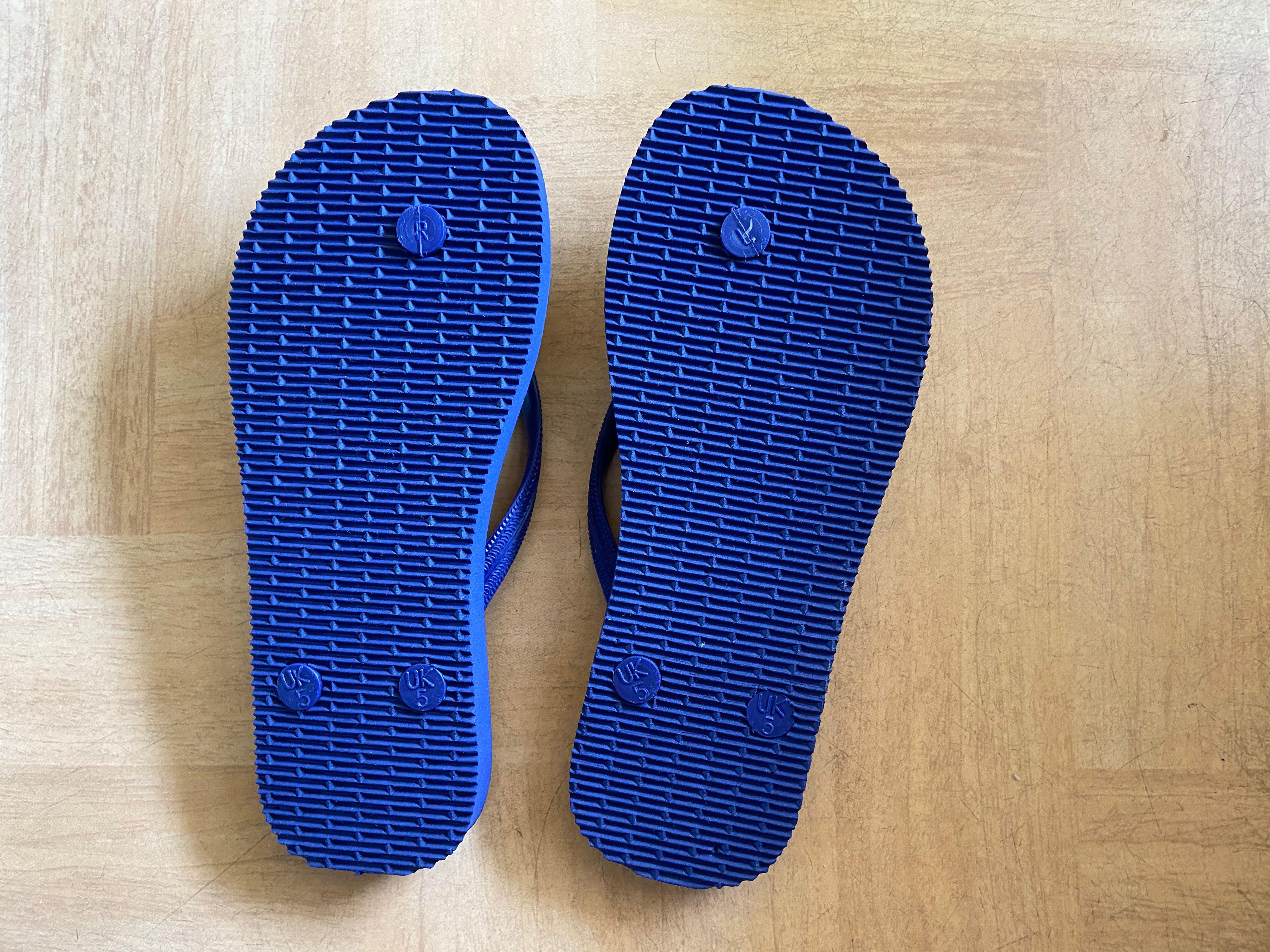 Flipper women's slippers, Women's Fashion, Footwear, Flipflops and ...