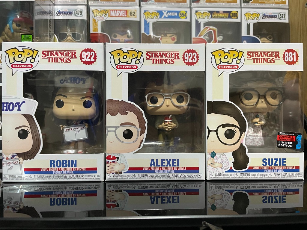 FUNKO POP - Stranger Things Robin #922 Alexei #923 Suzie #881