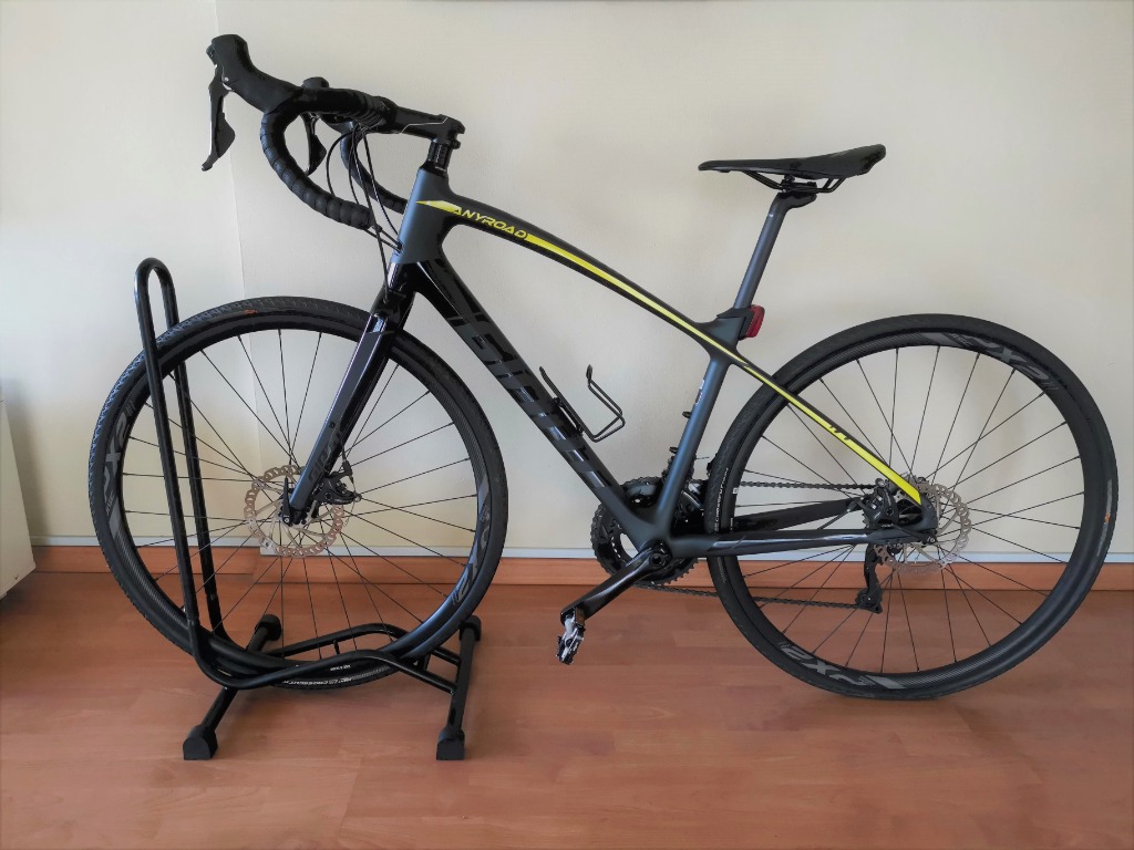 Giant anyroad advanced 1 best sale