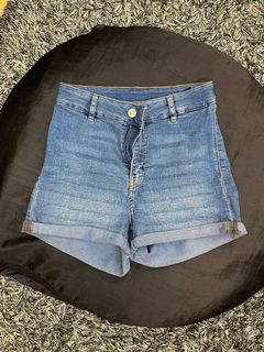 (Category: ) located in . Submitted by helpmedeclutter_ (Listing ID 1086695565, Image 1). Description: .