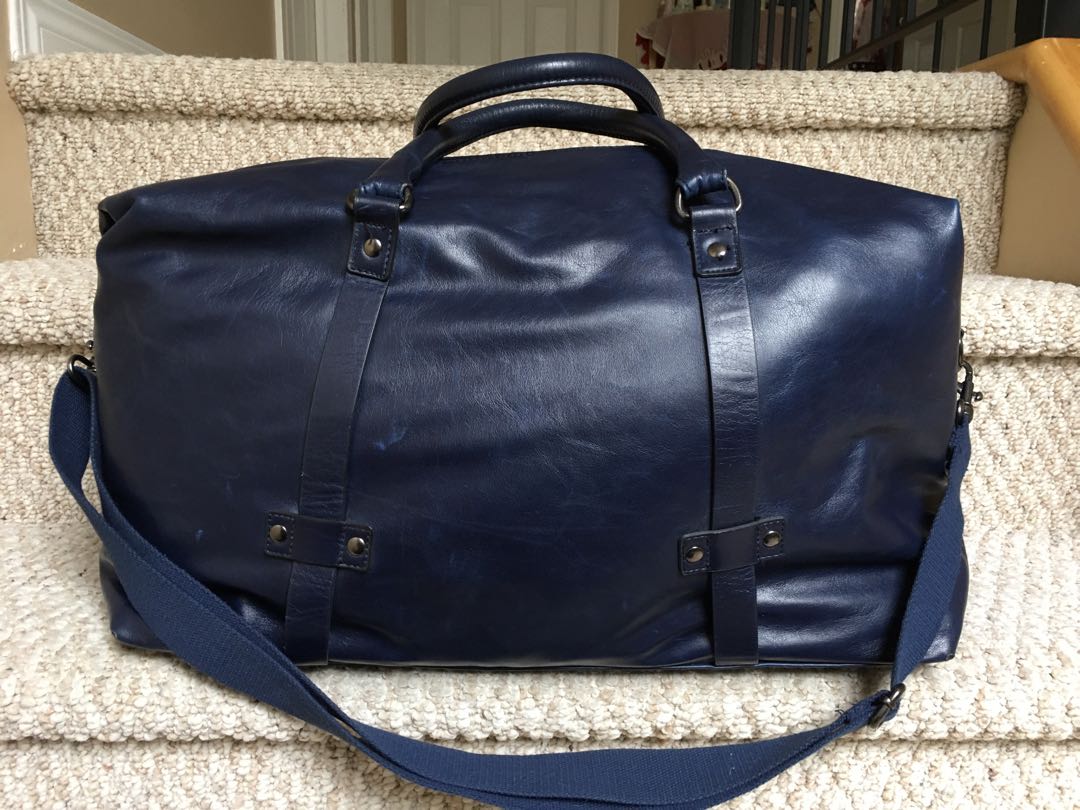 navy blue weekender bag