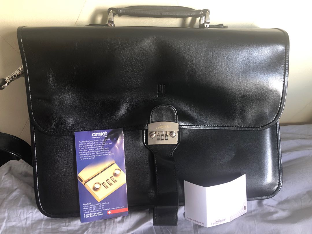 Jafferjees computer bag and art work bag Men s Fashion Bags