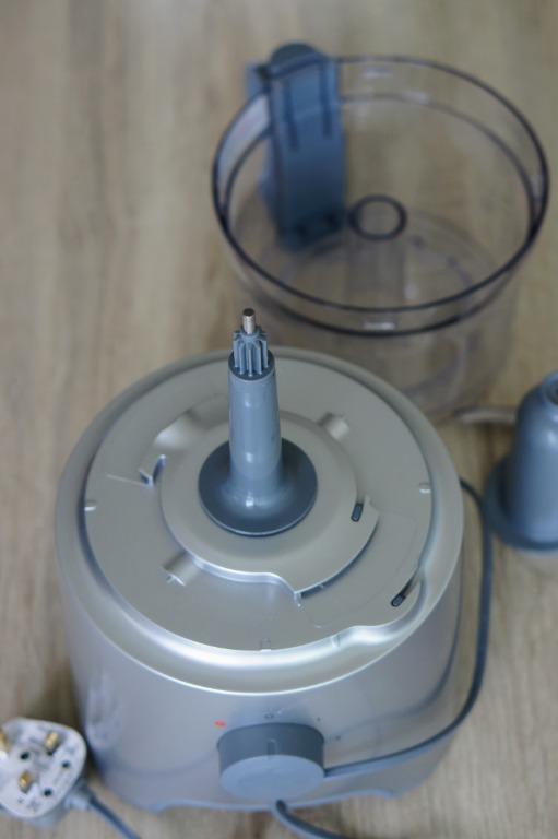 Kenwood FDP304SI Multipro Compact Food Processor, TV & Home Appliances