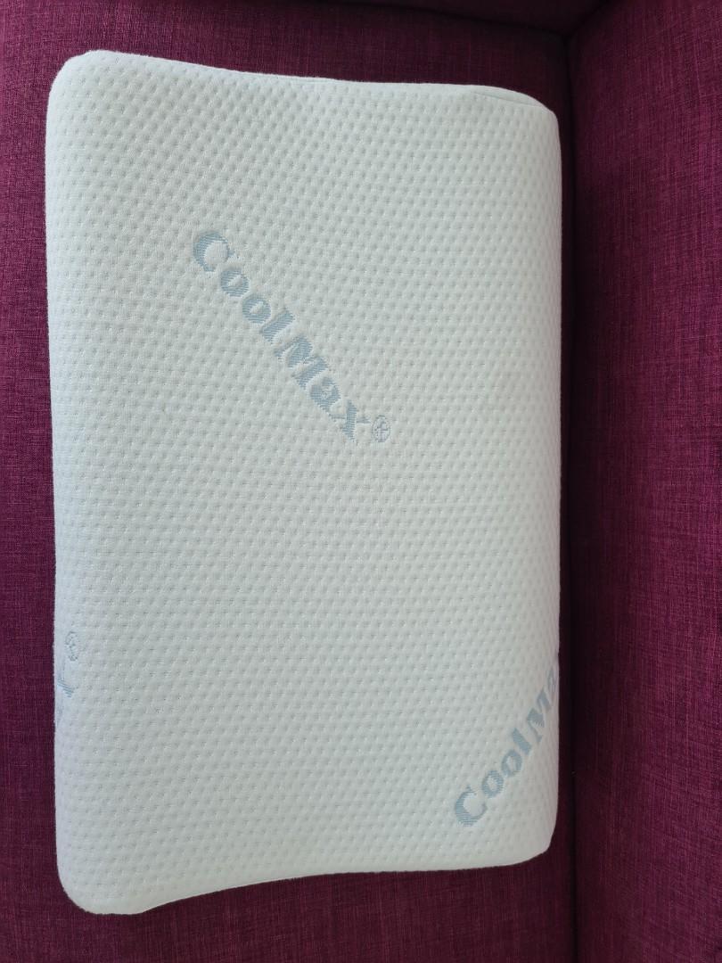 Coolmax memory 2025 foam pillow
