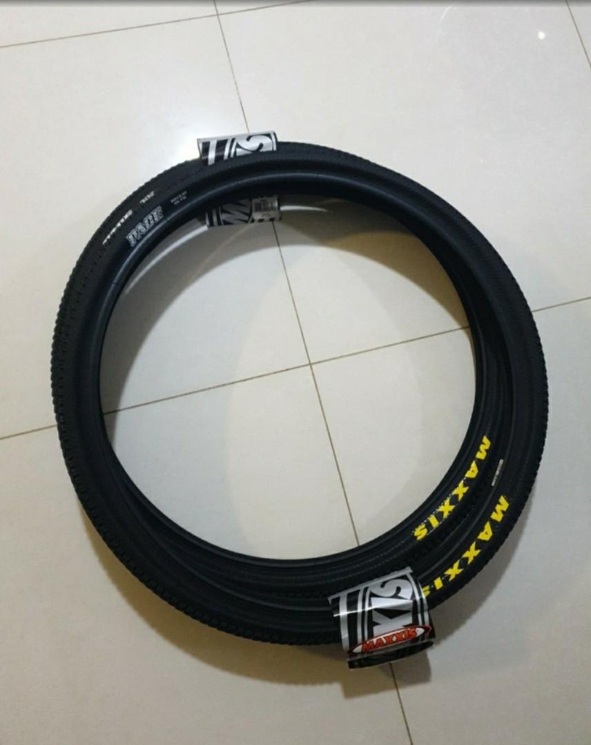 Wire Bead Maxxis Pace Tire Clincher Tube Required Black 26 x 1.95 