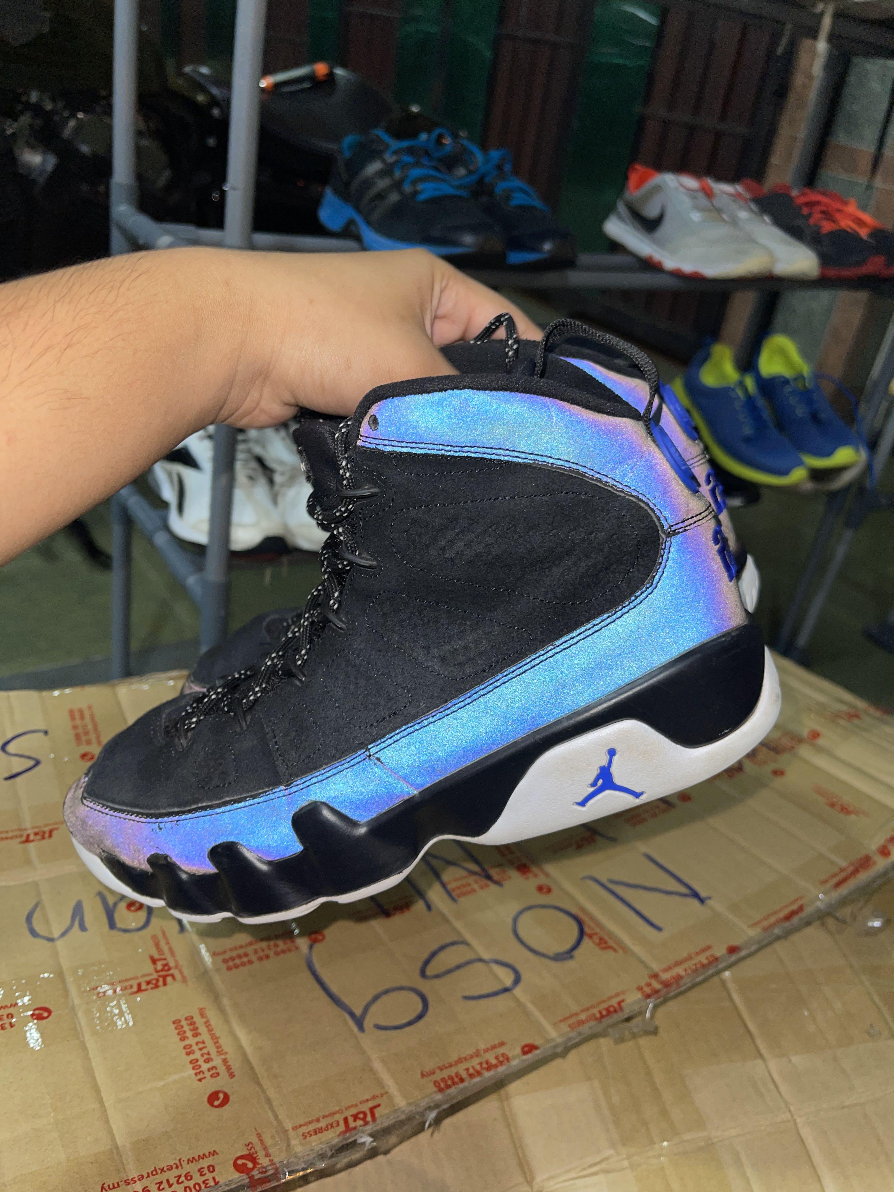 Jordan deals 9 reflective
