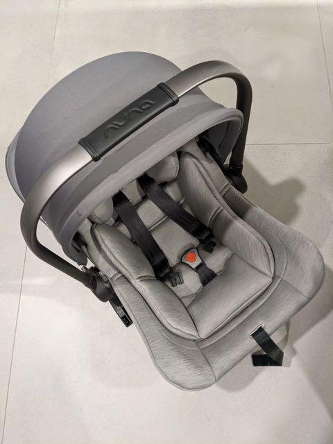 Nuna Pipa Lite Car Seat Fog with ISOFIX Base Babies Kids Going