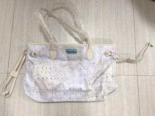 （分類：）位於 。 由 mikey0060 提交（商品編號 1086644132，圖片 1）。簡介： 。