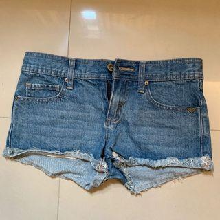 ROXY  短褲 XS腰圍平量 36cm 牛仔短褲 丹寧 短褲