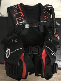 （分類：）位於 。 由 wuht1121 提交（商品編號 1086531606，圖片 1）。簡介： 。