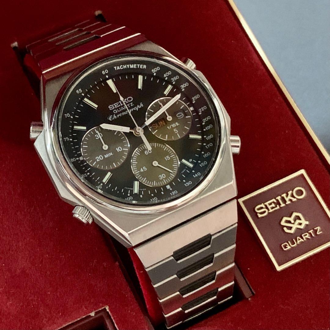 Seiko Rare Vintage 7A38-7000 Chronograph Quartz Men Watch, Men's Fashion,  Watches & Accessories, Watches on Carousell
