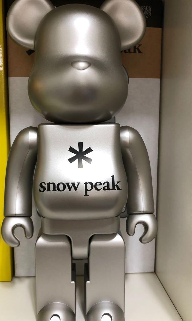 Snow Peak bearbrick 400%, 興趣及遊戲, 玩具& 遊戲類- Carousell