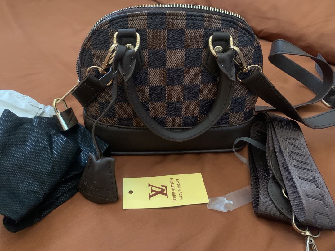 Tas LV alma mini slingbag (batam import) diskonlebaran, Fesyen Wanita