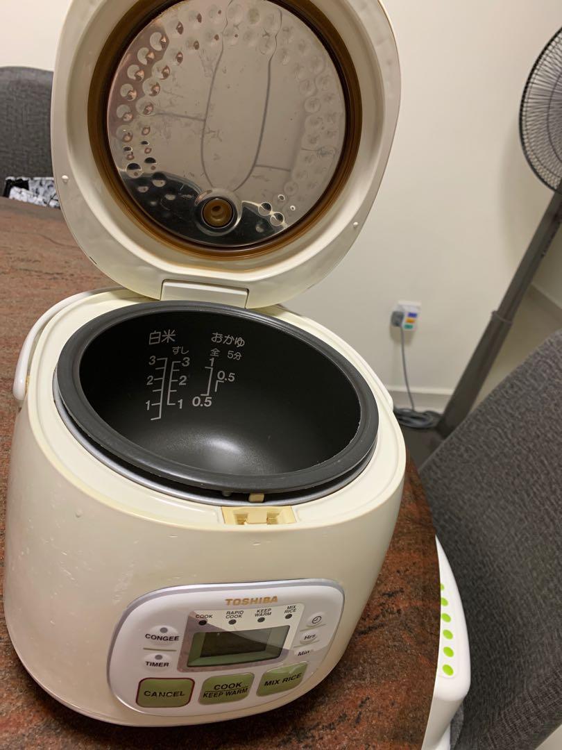 Toshiba Rice Cooker, TV & Home Appliances, Kitchen Appliances, Cookers
