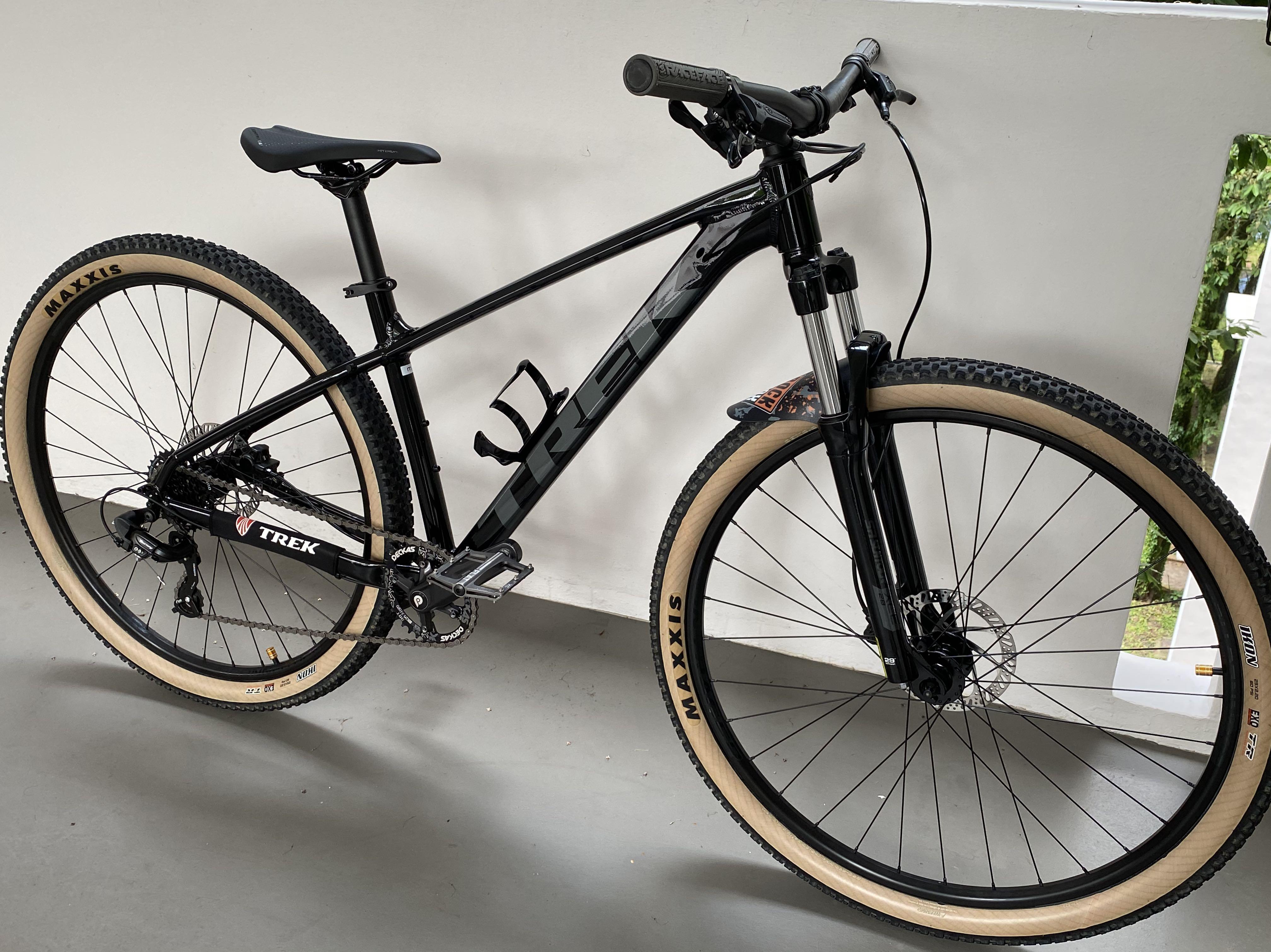 Trek Marlin 5 (2021), Sports Equipment 