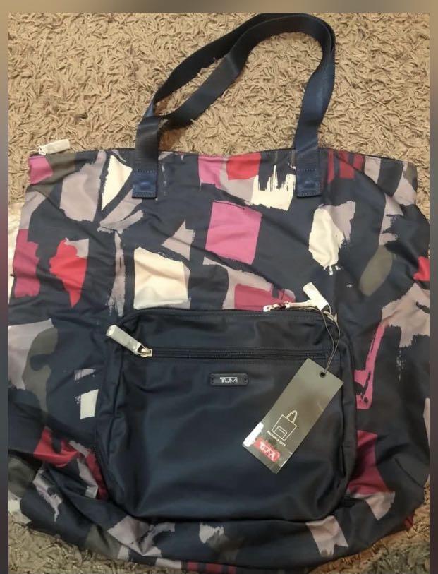 Tumi store packable tote