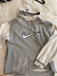 nike centre tick hoodie