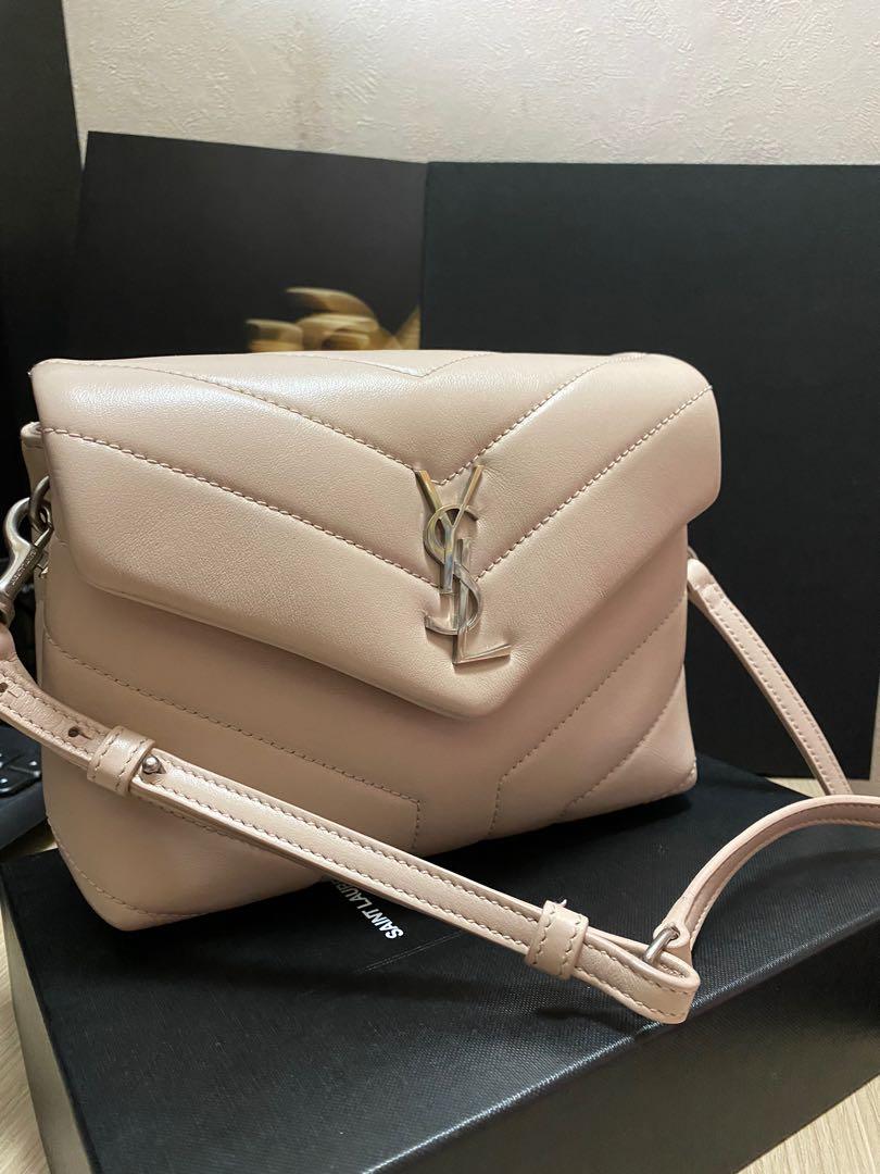 Ysl pouch monogramme vitello piumotto 2025