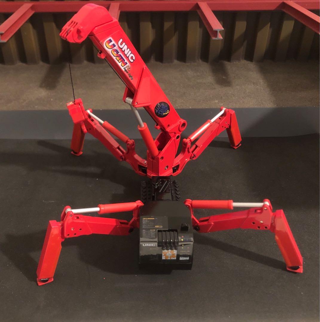 1 24 工程車 玩具 遊戲類 玩具 Carousell