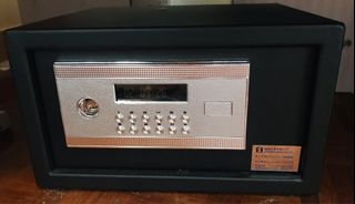 （分類：）位於 。 由 kkate88 提交（商品編號 1091323199，圖片 1）。簡介： 。