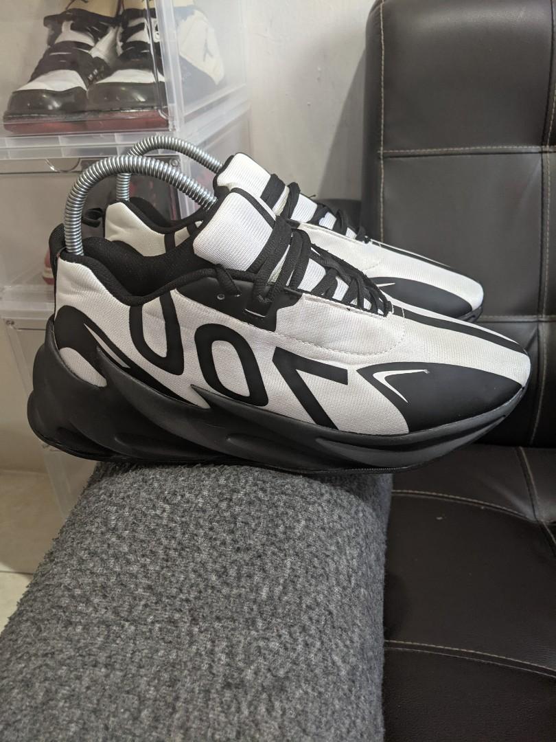 Yeezy 700 sharks store
