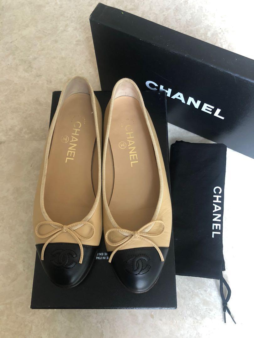 Authentic Chanel Beige Nude Black Ballerina Flats, Women's Fashion,  Footwear, Flats on Carousell