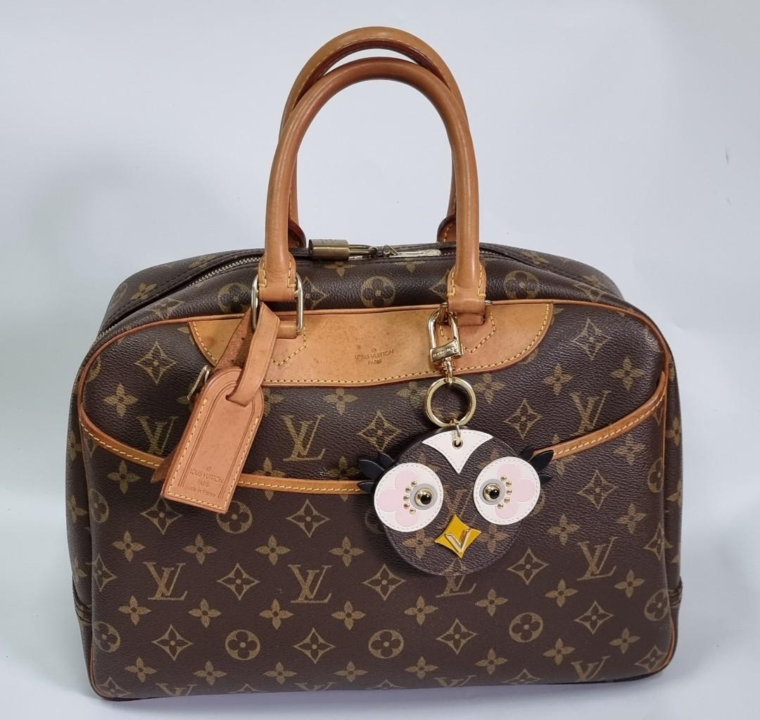LV Deauville Pm, Luxury, Bags & Wallets on Carousell