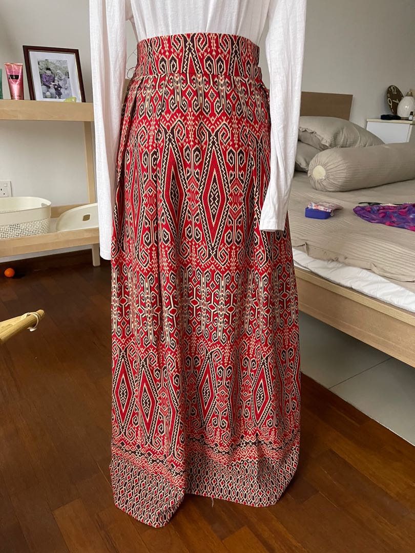 Batik maxi cheap skirt