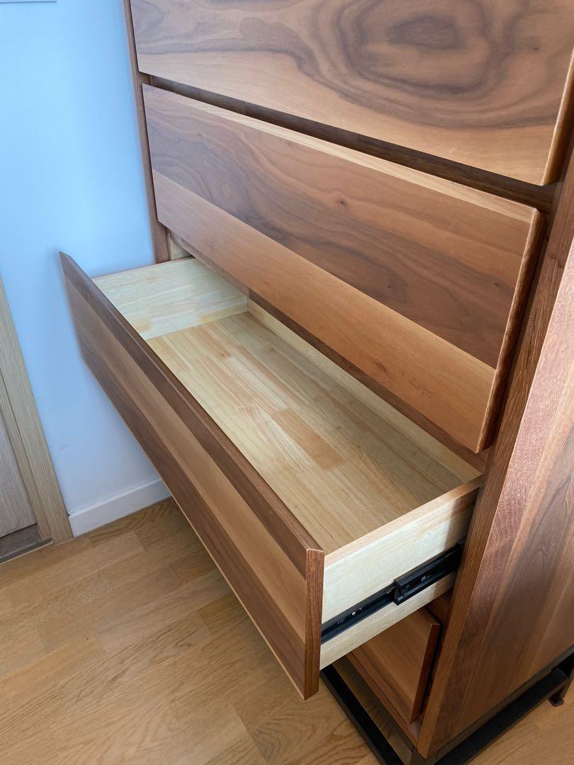 Courts chest sales of drawers