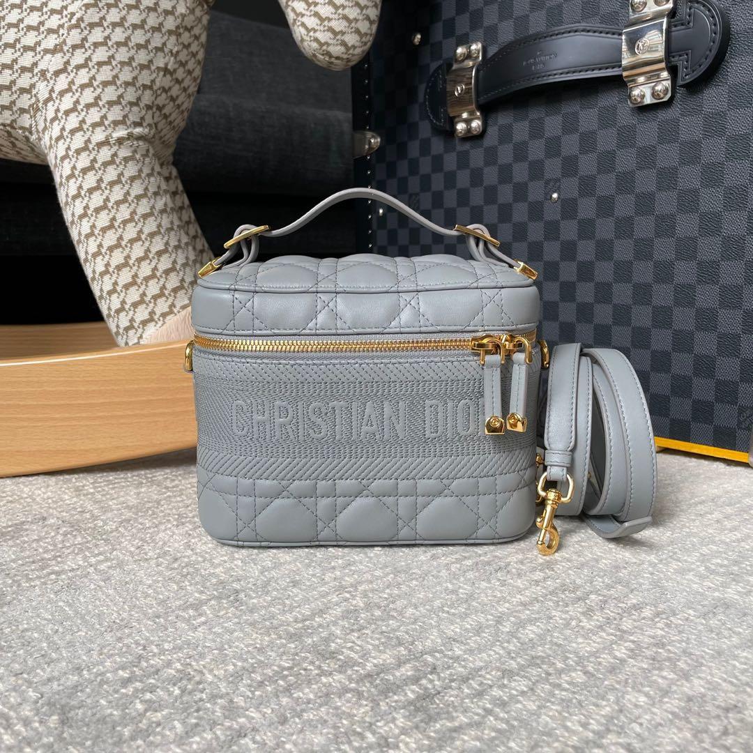 Dior vanity 2025 bag price