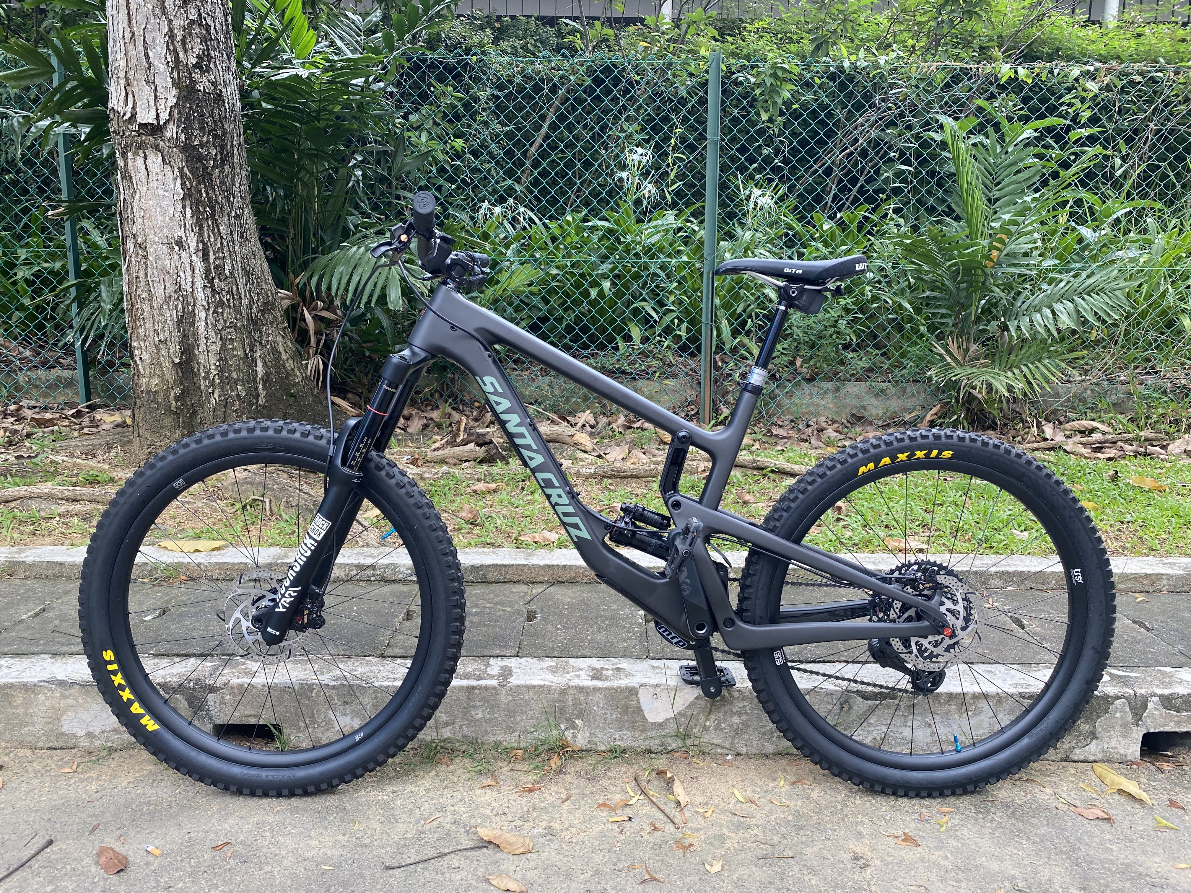 Santa cruz nomad used store