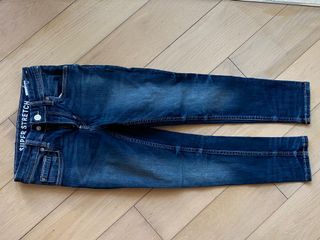 （分類：）位於 。 由 a.goodseller 提交（商品編號 1091468634，圖片 1）。簡介： 。
