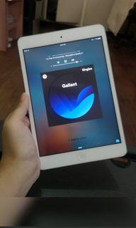 Ipad 1st gen 16 gig Ipad 1st gen 16 gig
