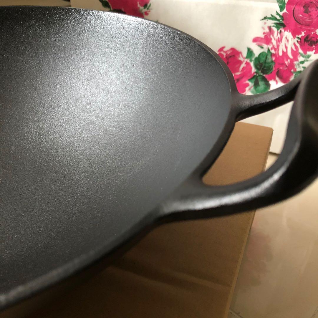 Iwachu Cast Iron Wok, Furniture & Home Living, Kitchenware & Tableware, Cookware & Accessories