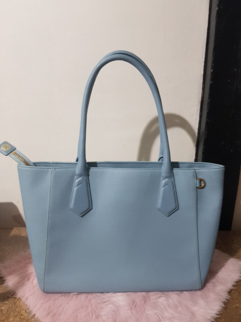Light blue shoulder bag, Women's Fashion, Bags & Wallets, Shoulder Bags