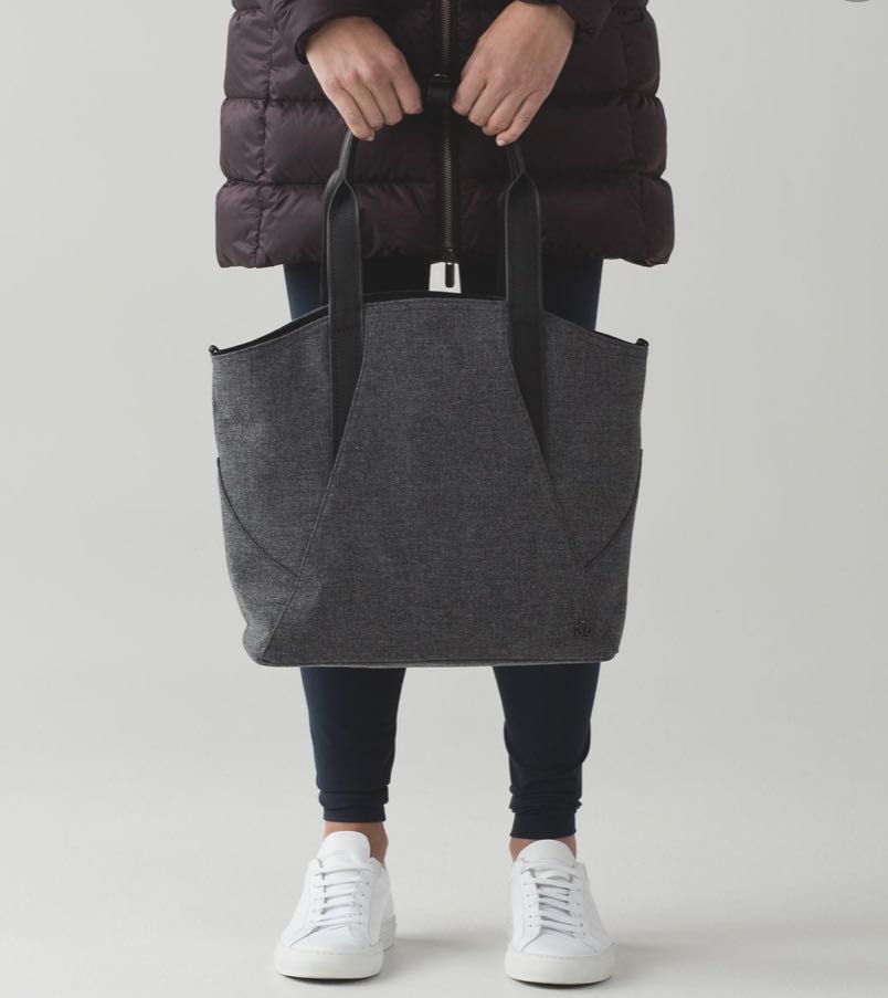 lululemon all day tote