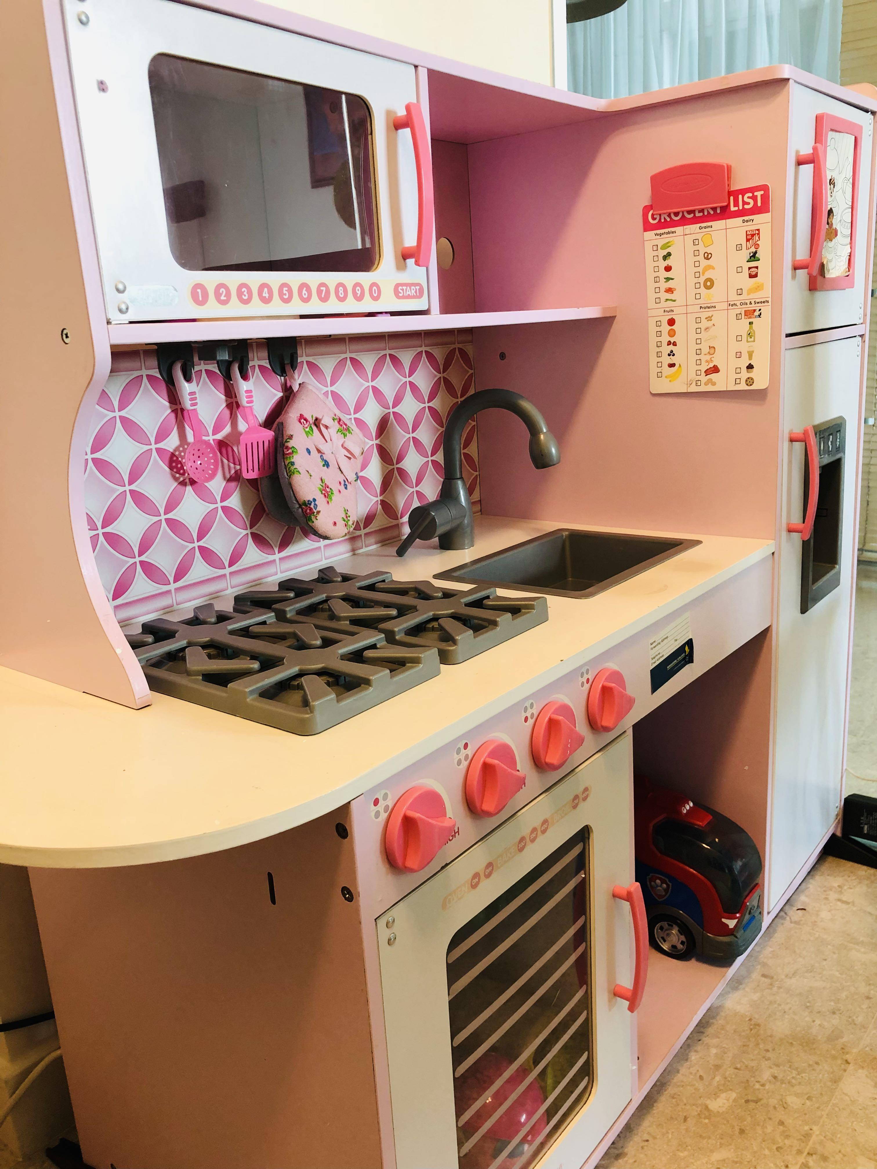 Melissa and doug pink kitchen store