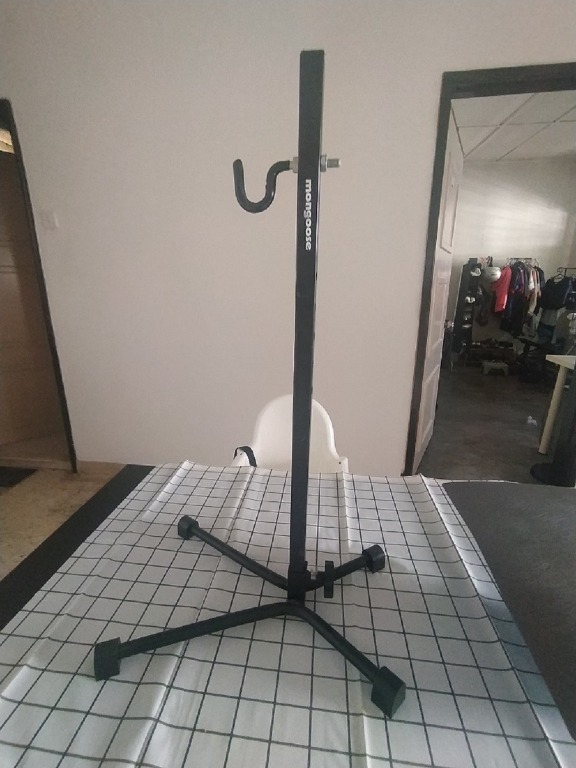 Mongoose Bike Stand