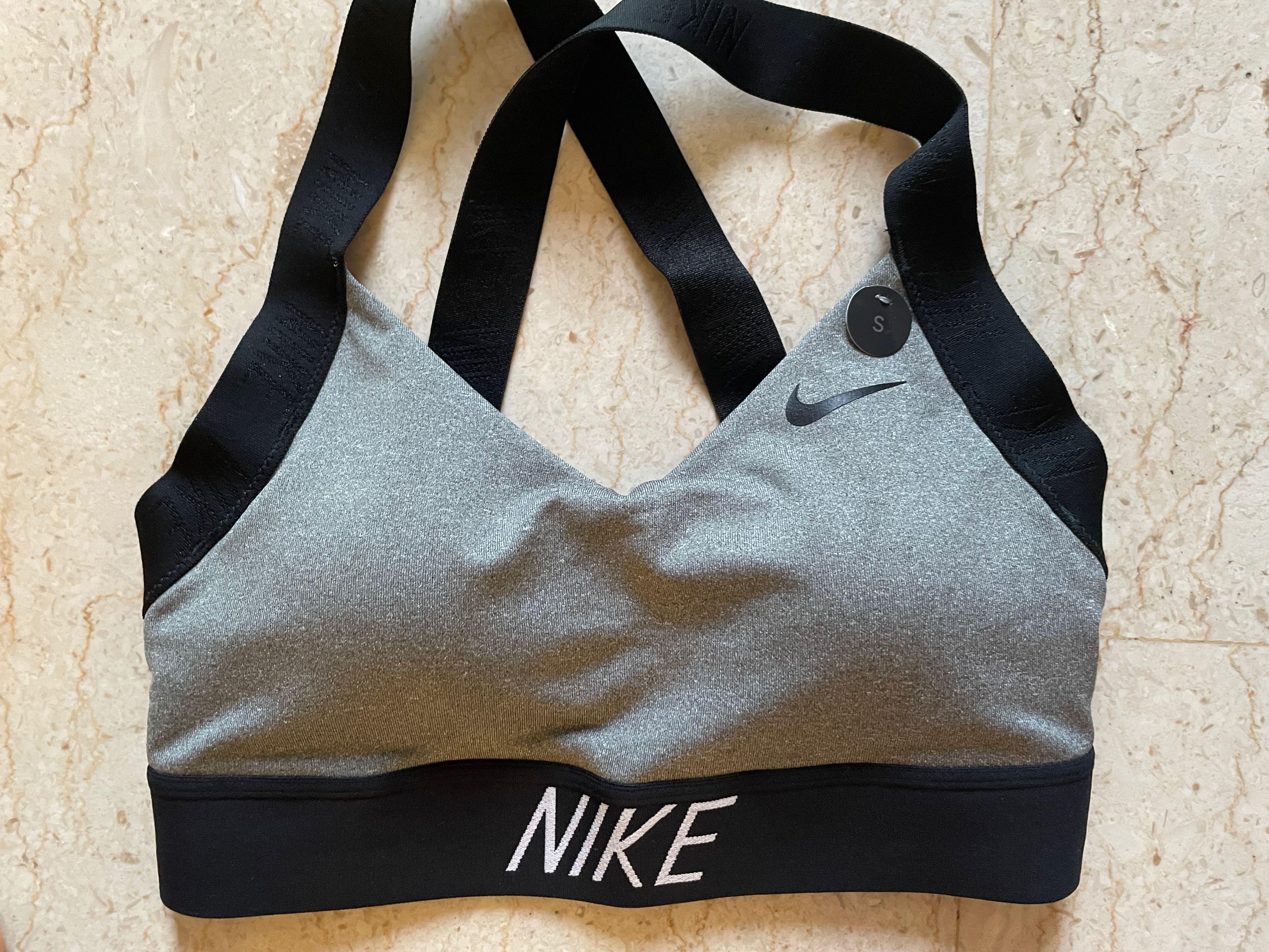 nike sports bra size s, Women's Fashion, Activewear on Carousell