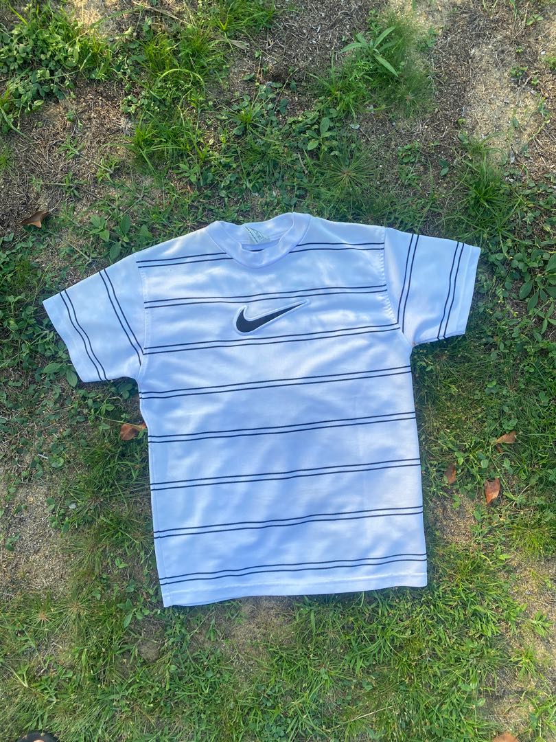 Nike stripe vintage